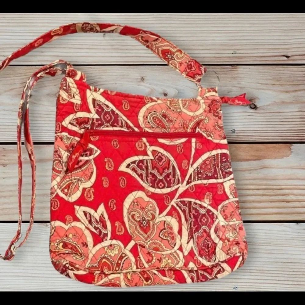 Vera Bradley Crossbody Paisley Purse Pink & Red